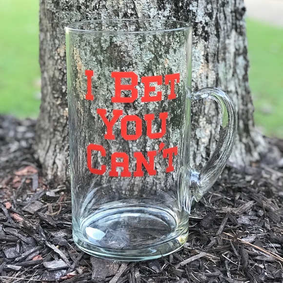 A clear pitcher “I BET YOU CAN’T” - Picture 2 of 7